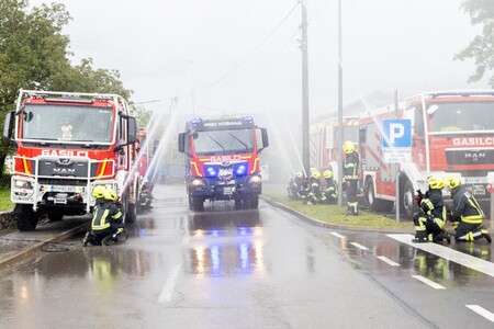 OBČINA PIVKA PREDAJA VOZILA GVC-1 PGD KOŠANA 6.5.2025 - Valter Leban-1768